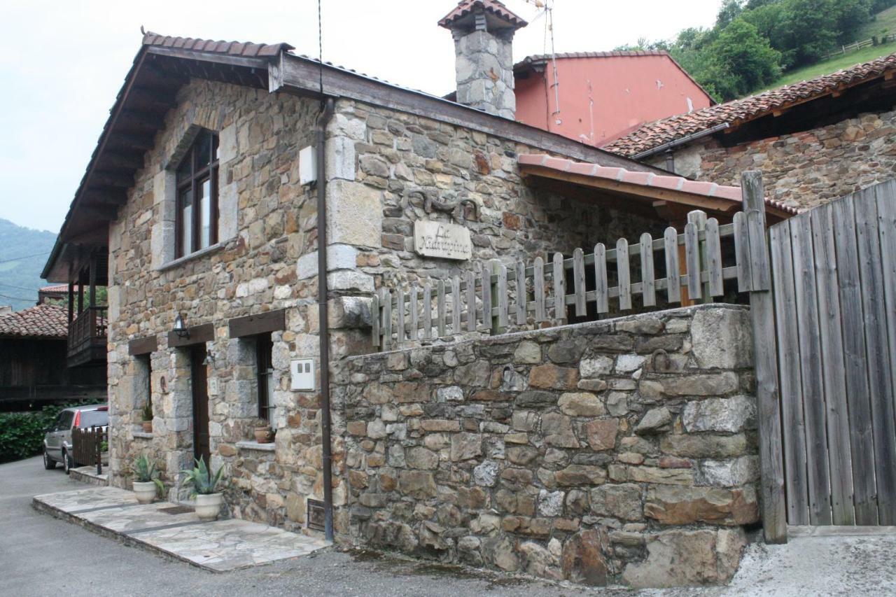 Casa Rural La Xiarapina Serrapio Exterior foto