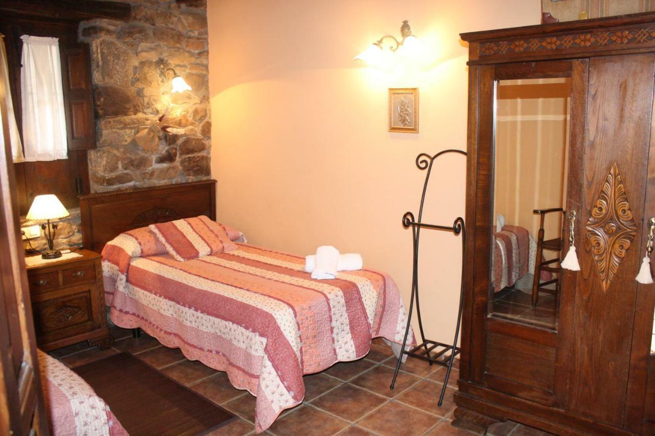 Casa Rural La Xiarapina Serrapio Exterior foto